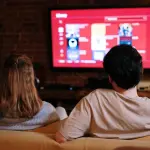 Come cambia il nostro tempo libero: film, serie e nuove abitudini culturali